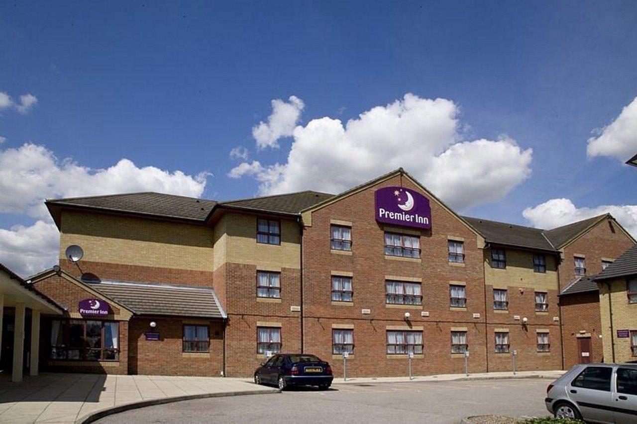 Premier Inn Premier Inn Southend Airport Εξωτερικό φωτογραφία